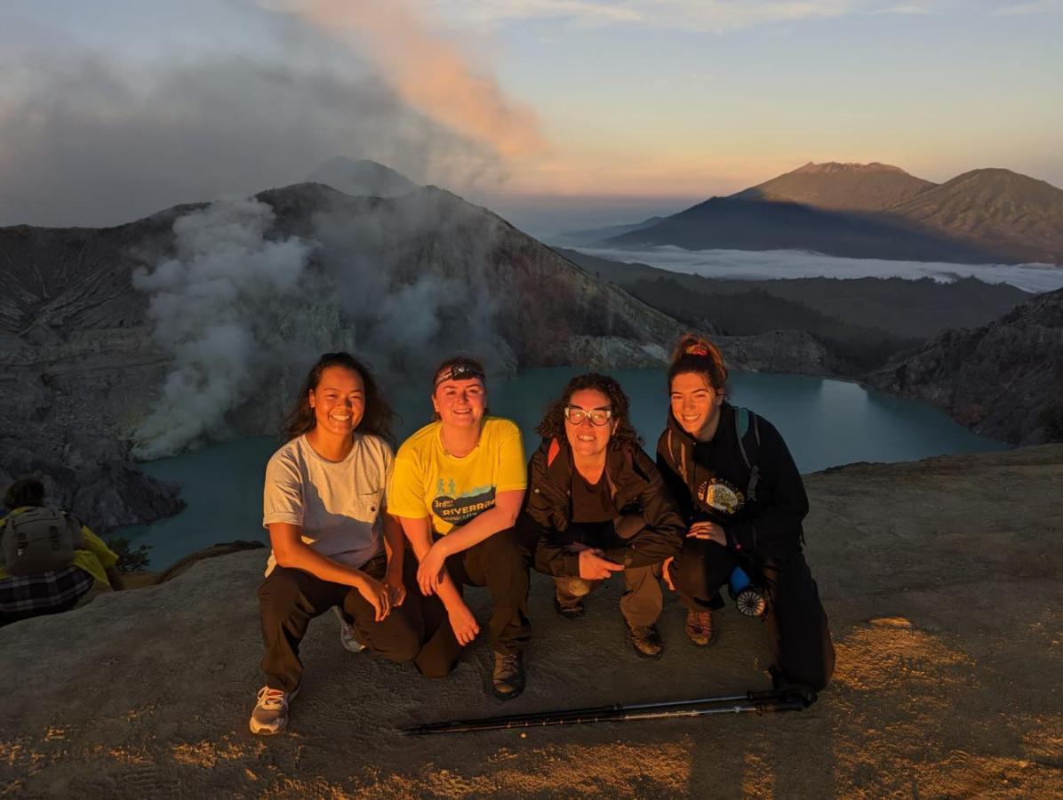 Dannu'S Homestay Ijen And Bromo Tour Banyuwangi  Dış mekan fotoğraf