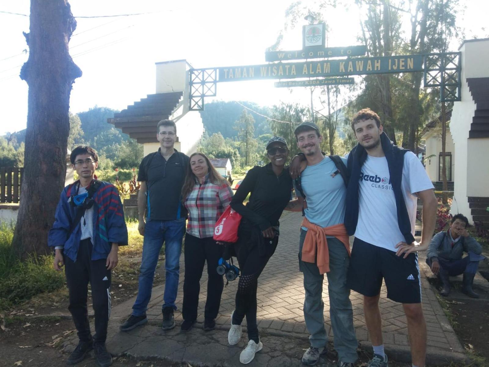 Dannu'S Homestay Ijen And Bromo Tour Banyuwangi  Dış mekan fotoğraf